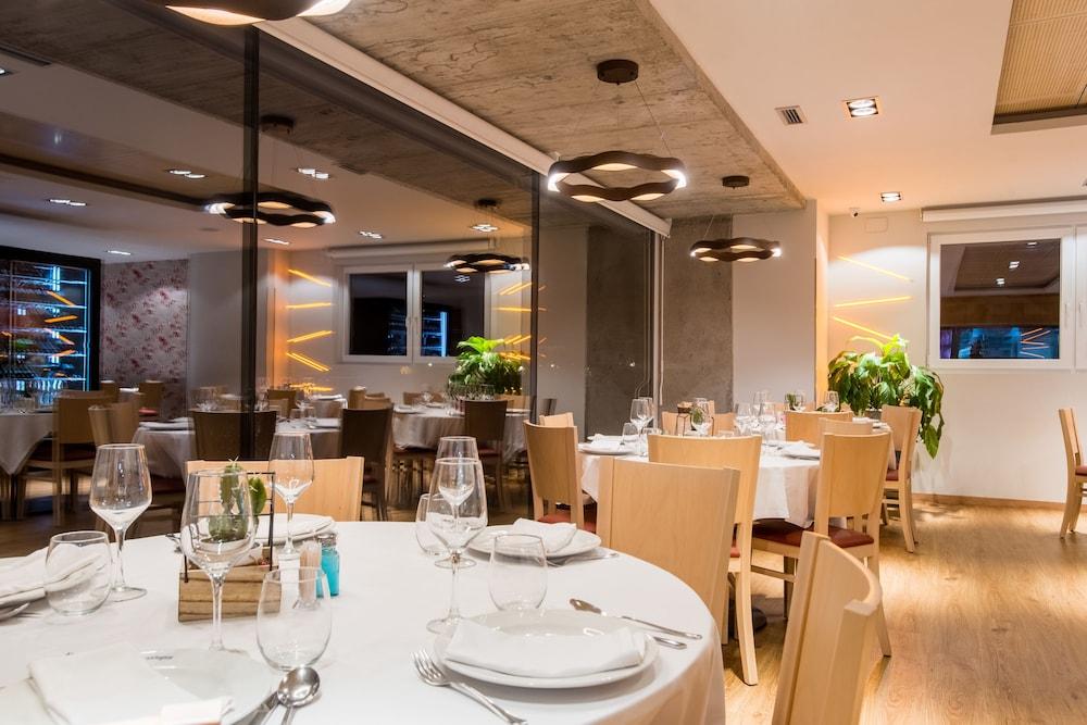 Hotel Los Pasiegos Hoznayo Εξωτερικό φωτογραφία